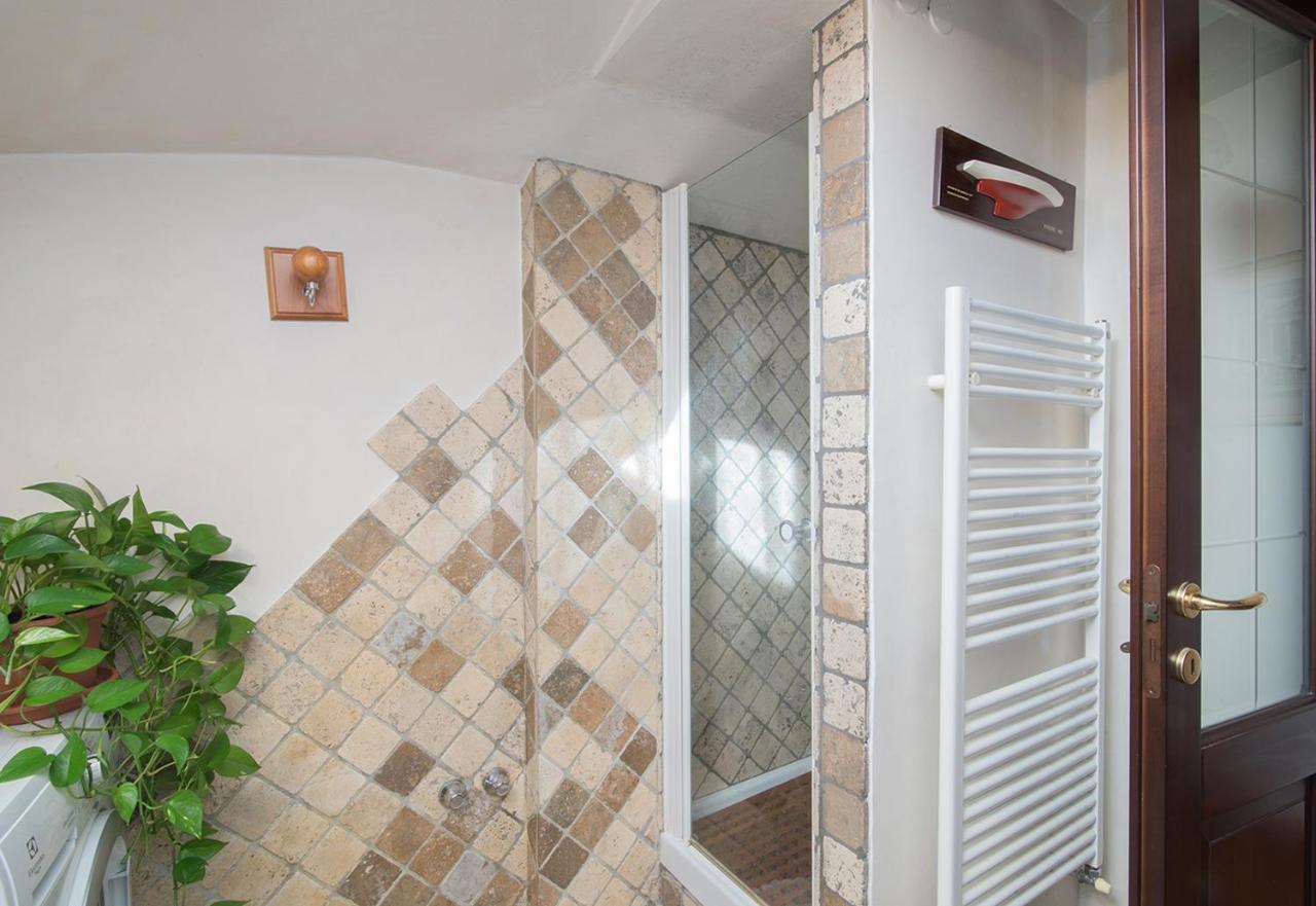La Mansarda Delle Meraviglie B&B Superior Trieste Luaran gambar