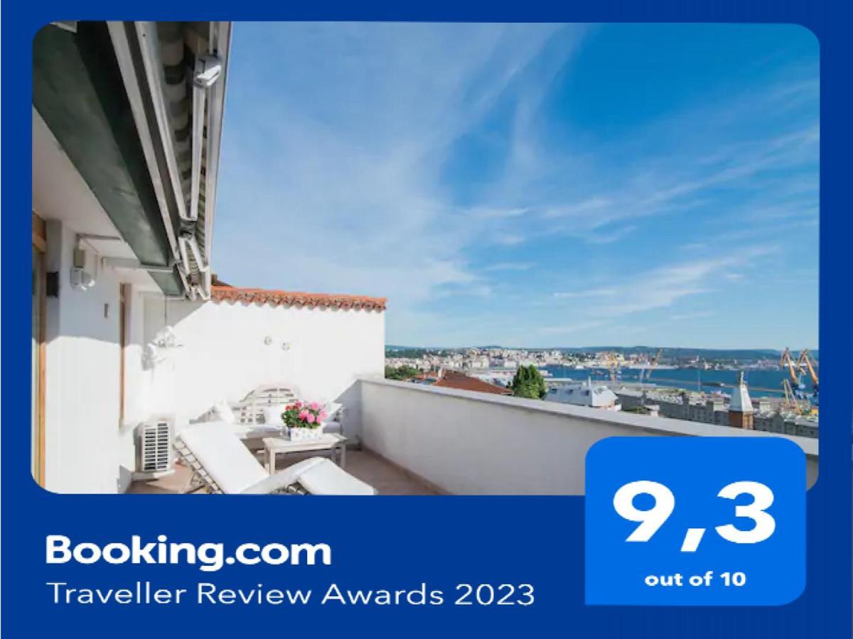 La Mansarda Delle Meraviglie B&B Superior Trieste Luaran gambar