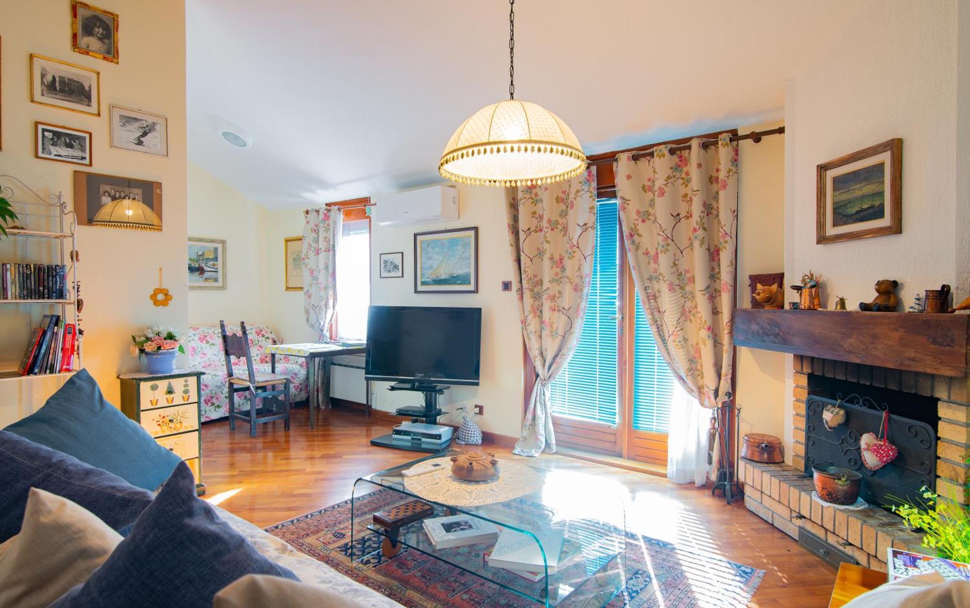 La Mansarda Delle Meraviglie B&B Superior Trieste Luaran gambar